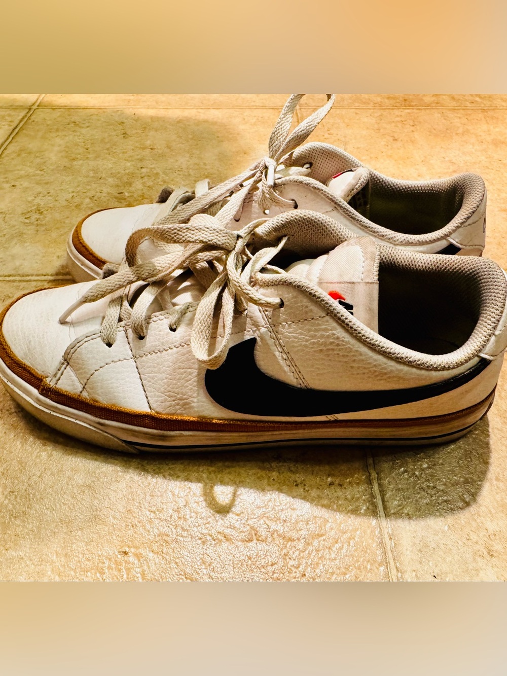 Used Women’s Nike Court Legacy Next Nature